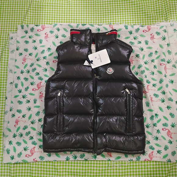 Moncler Other - Moncler Black Down Padded Tib Puffer Gilet